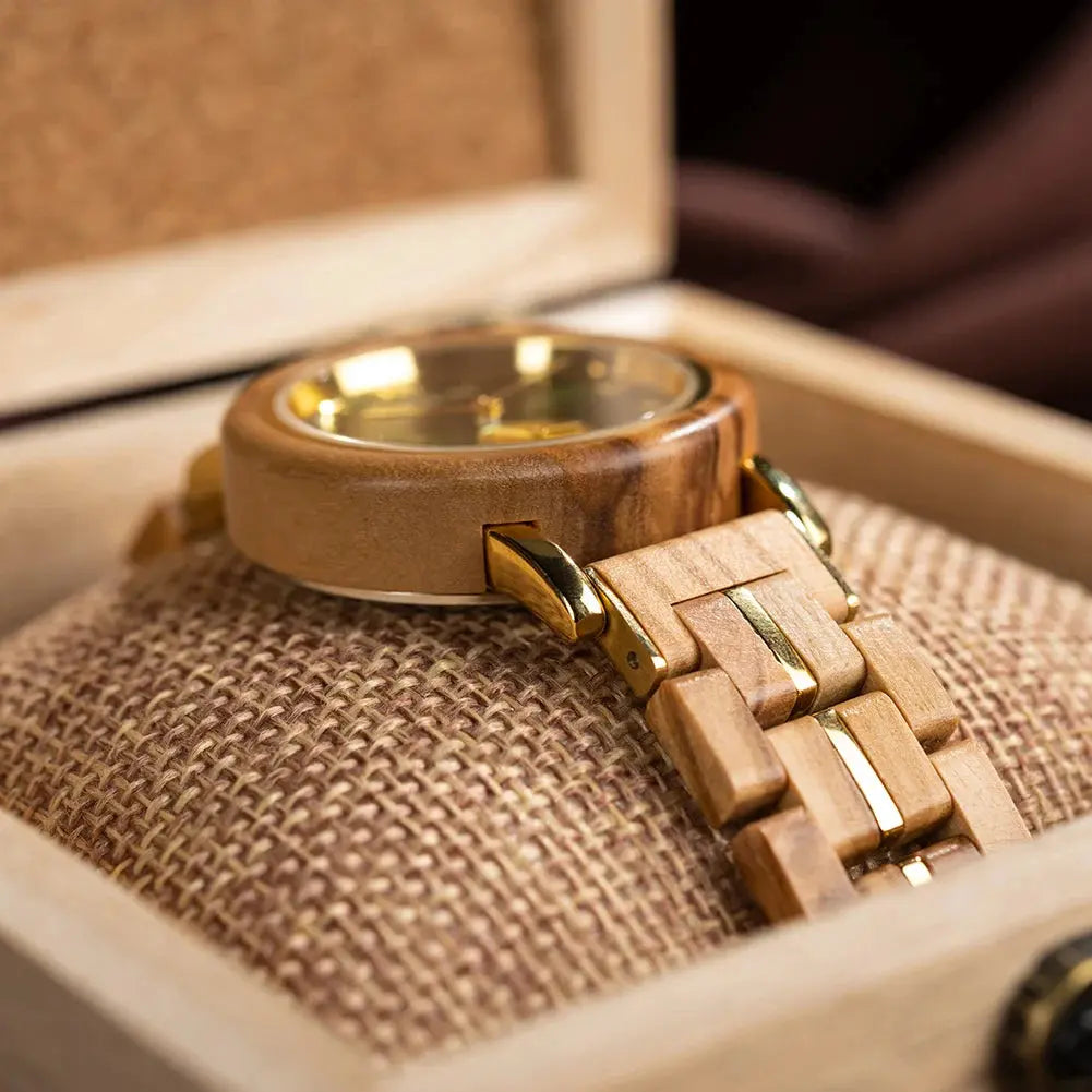 Montre bracelet bois femme - avec coussin