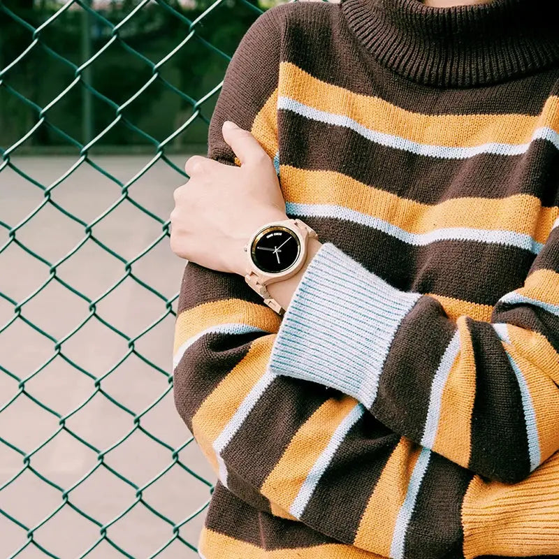Montre en bois femme - beige et cadran noir