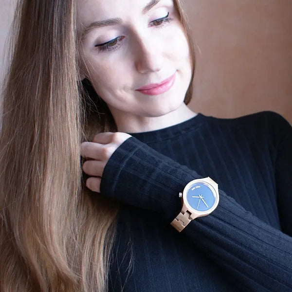 Montre en bois femme - cadran noir